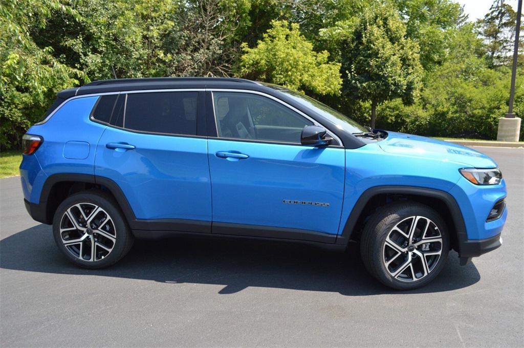 new 2025 Jeep Compass car, priced at $31,999
