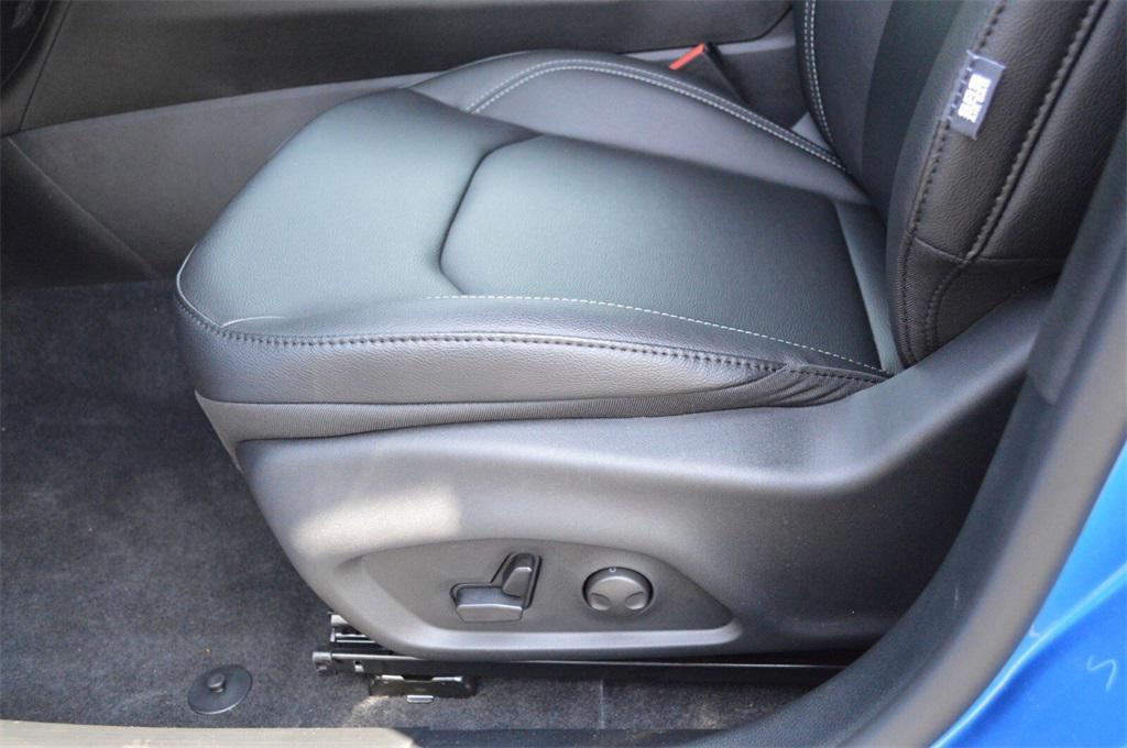 new 2025 Jeep Compass car, priced at $31,999