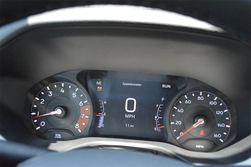 new 2025 Jeep Compass car, priced at $31,999