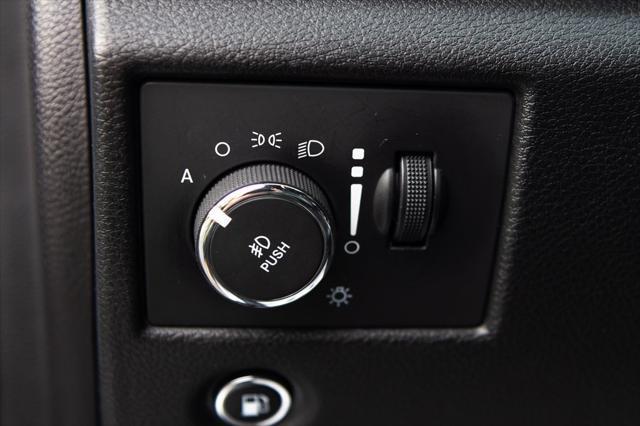 used 2015 Jeep Grand Cherokee car, priced at $10,500