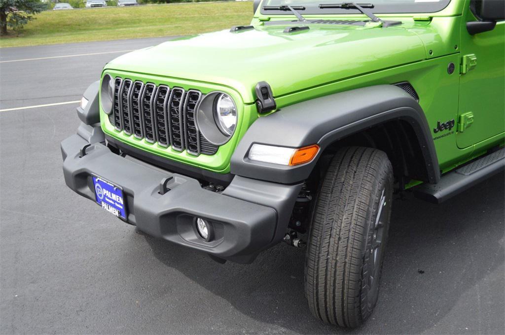 new 2025 Jeep Wrangler car, priced at $48,999