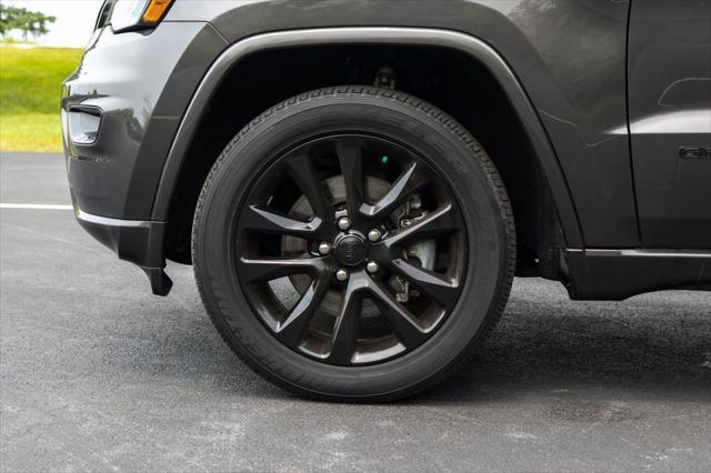 used 2021 Jeep Grand Cherokee car, priced at $27,469