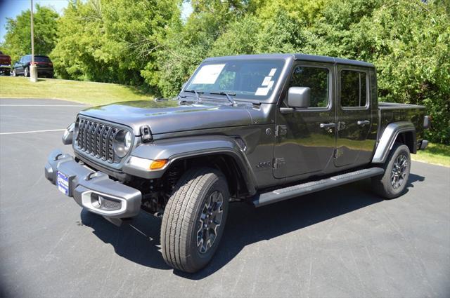 new 2025 Jeep Gladiator car, priced at $50,999