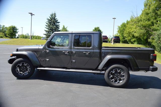 new 2025 Jeep Gladiator car, priced at $50,999
