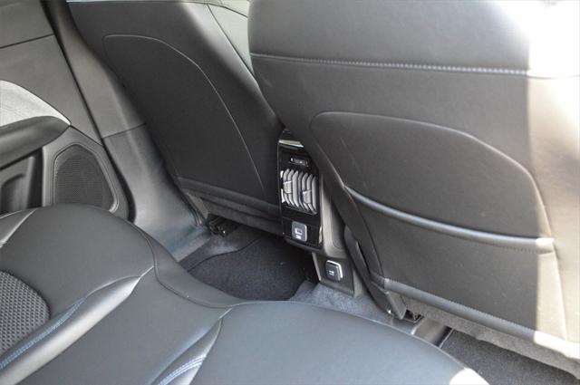 new 2025 Jeep Compass car, priced at $27,999