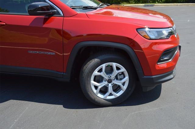 new 2025 Jeep Compass car, priced at $27,999