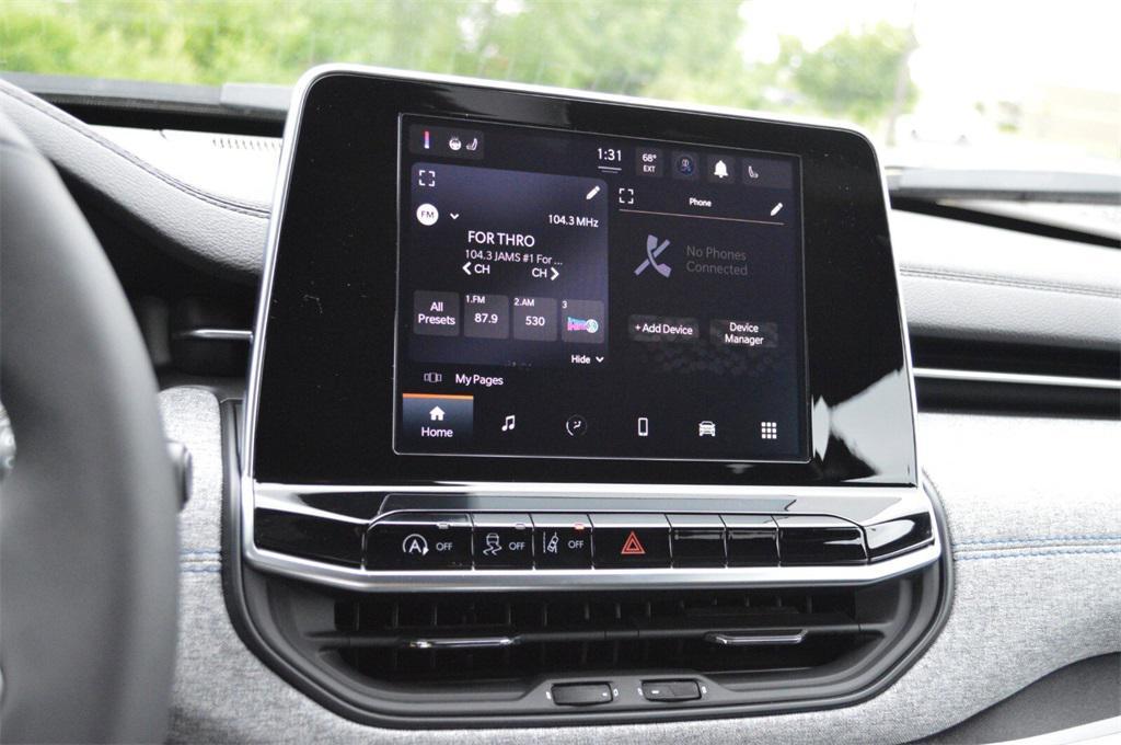new 2025 Jeep Compass car, priced at $27,999