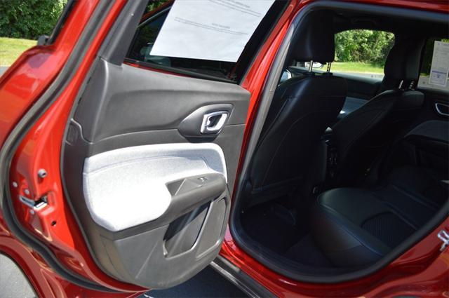 new 2025 Jeep Compass car, priced at $27,999