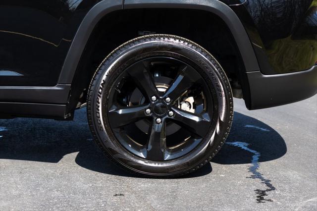 used 2023 Jeep Grand Cherokee car, priced at $38,832