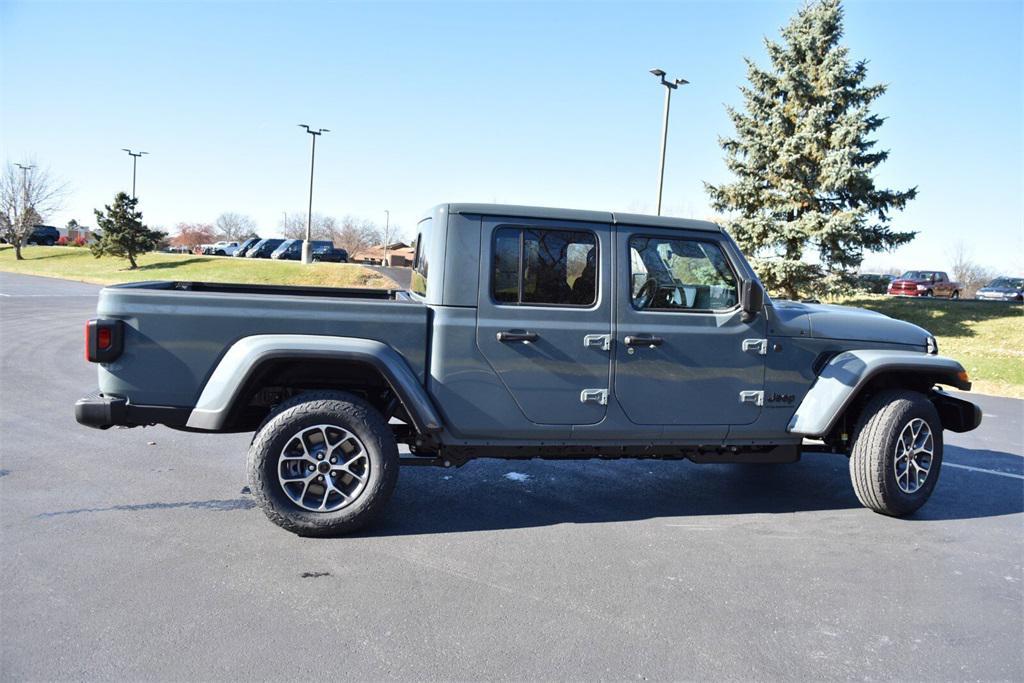 new 2026 Jeep Gladiator car, priced at $48,999