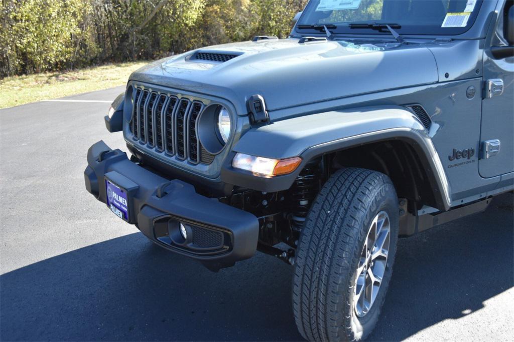 new 2026 Jeep Gladiator car, priced at $48,999