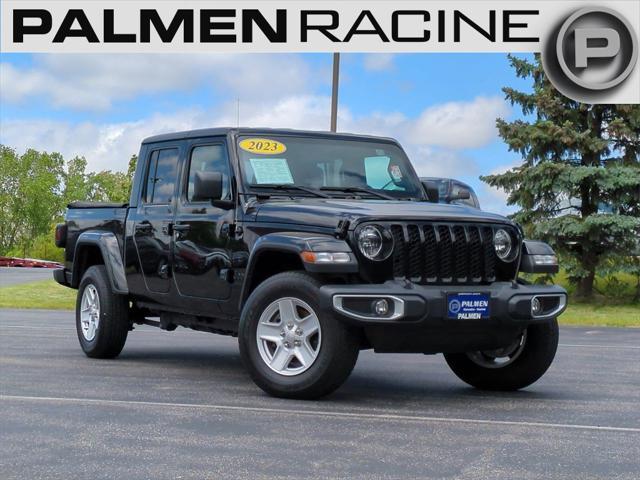 used 2023 Jeep Gladiator car, priced at $35,622
