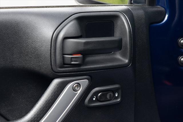 used 2013 Jeep Wrangler Unlimited car, priced at $16,700