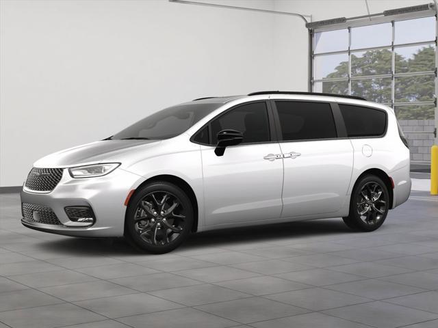 new 2024 Chrysler Pacifica car, priced at $51,692