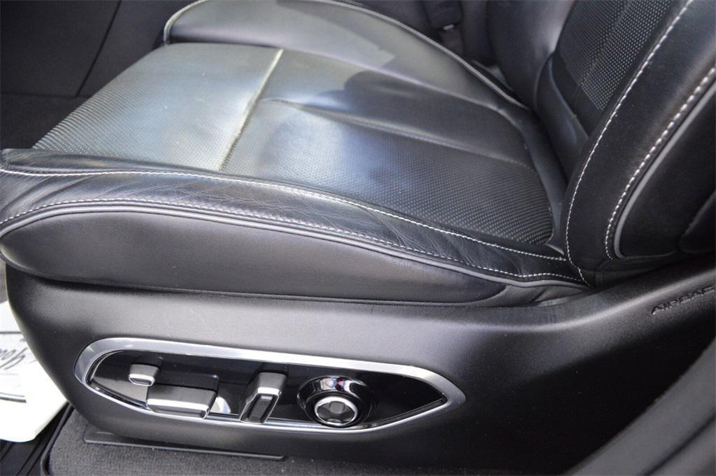 used 2021 Jeep Grand Cherokee L car, priced at $34,991