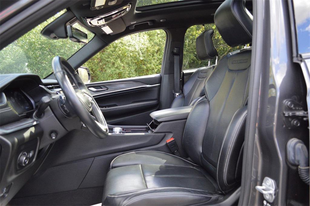 used 2021 Jeep Grand Cherokee L car, priced at $34,991