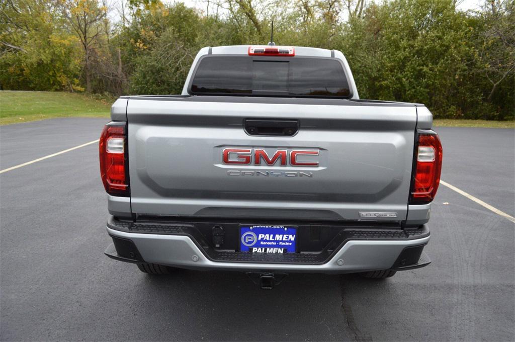 used 2023 GMC Canyon car, priced at $38,999