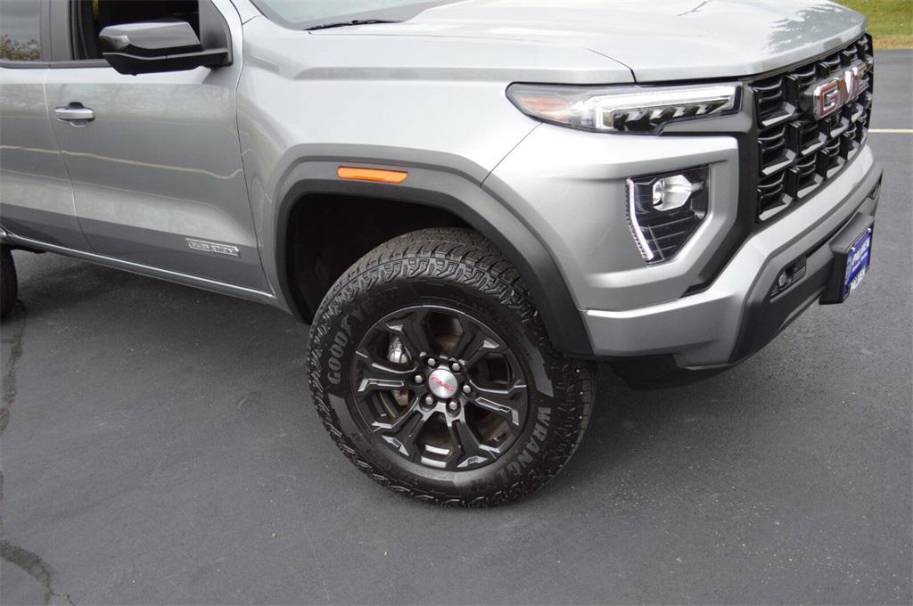 used 2023 GMC Canyon car, priced at $38,999