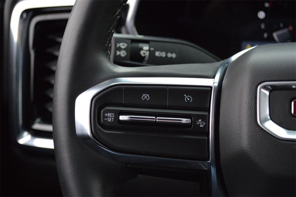 used 2023 GMC Canyon car, priced at $38,999
