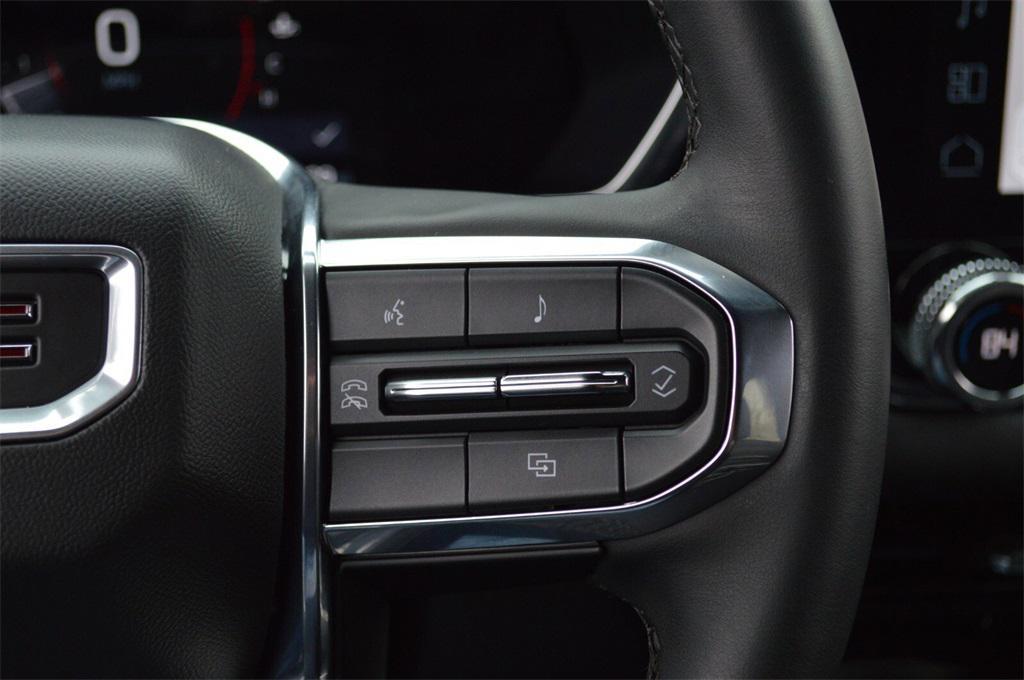 used 2023 GMC Canyon car, priced at $38,999