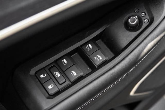 used 2022 Jeep Grand Cherokee car, priced at $24,996
