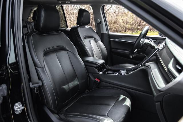 used 2022 Jeep Grand Cherokee car, priced at $24,996