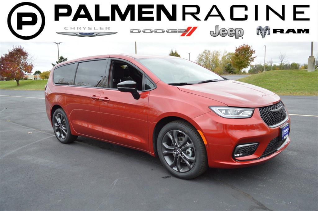 new 2026 Chrysler Pacifica car, priced at $41,999