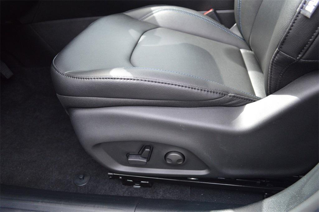 new 2025 Jeep Compass car, priced at $35,899