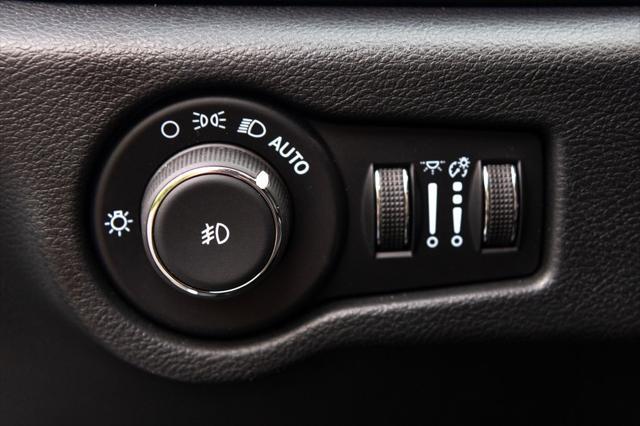 used 2024 Chrysler Pacifica car, priced at $44,469