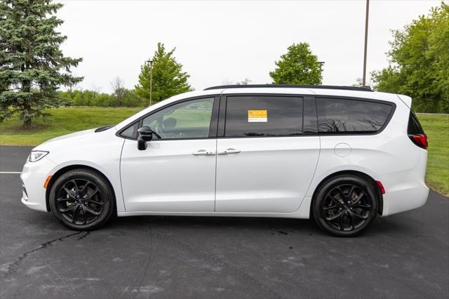 used 2024 Chrysler Pacifica car, priced at $41,996