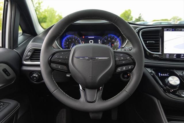 used 2024 Chrysler Pacifica car, priced at $41,996