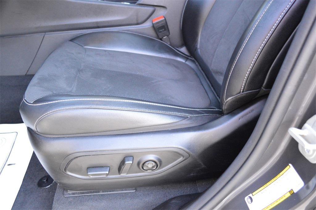 used 2023 Jeep Grand Cherokee car, priced at $31,562