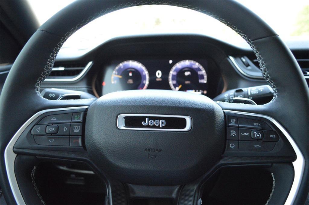used 2023 Jeep Grand Cherokee car, priced at $31,562