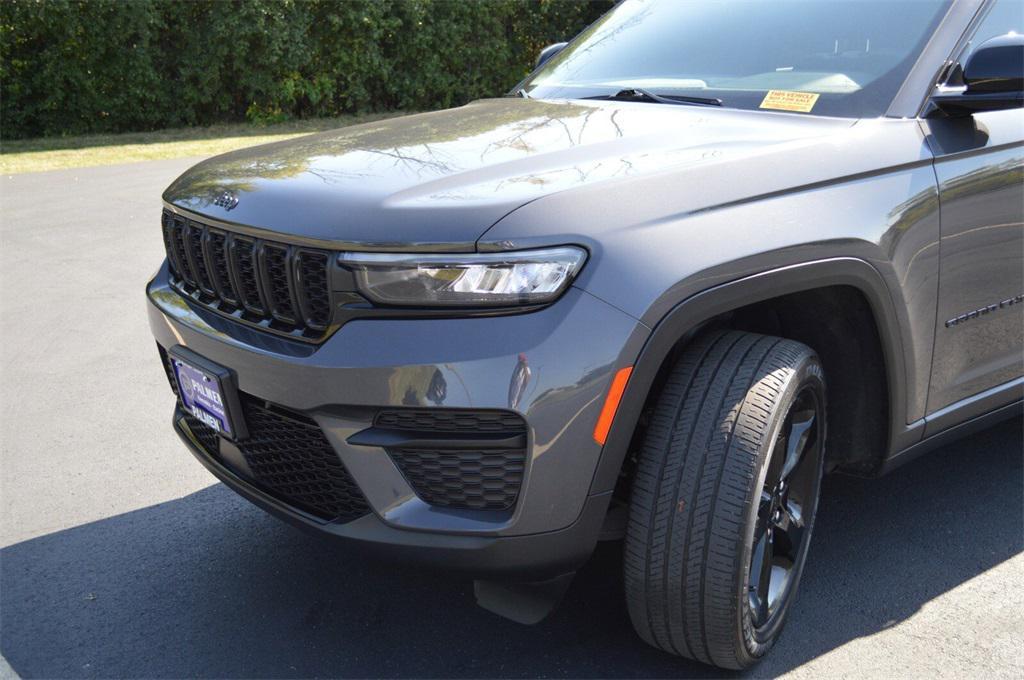 used 2023 Jeep Grand Cherokee car, priced at $31,562