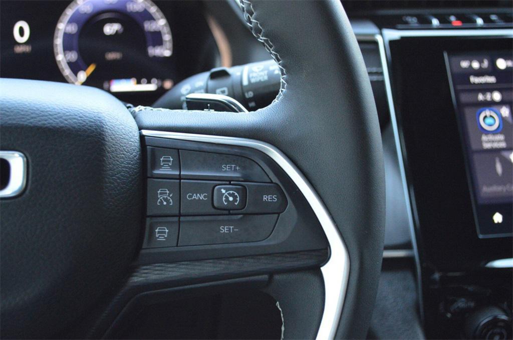used 2023 Jeep Grand Cherokee car, priced at $31,562