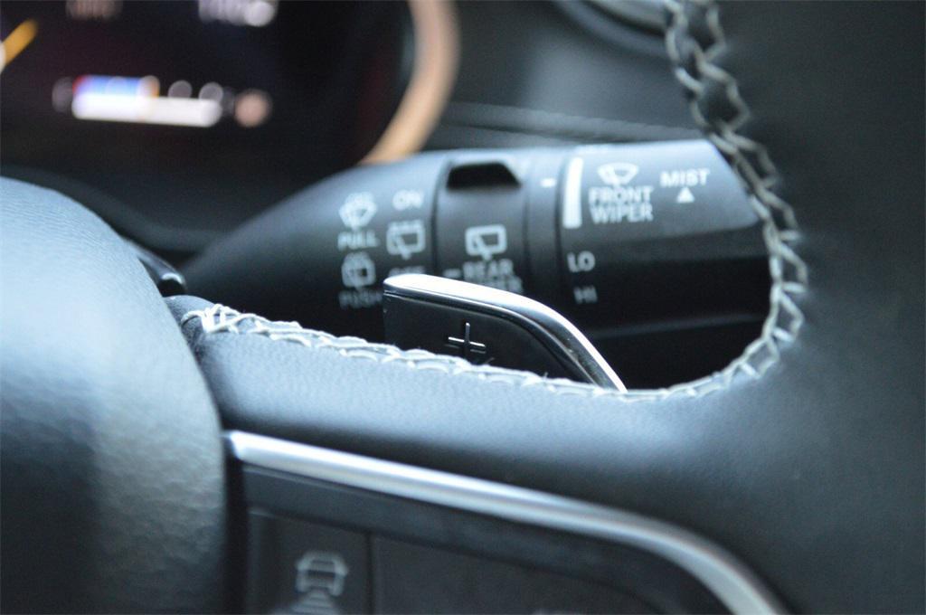 used 2023 Jeep Grand Cherokee car, priced at $31,562