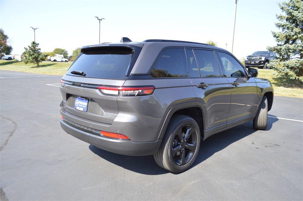 used 2023 Jeep Grand Cherokee car, priced at $31,562