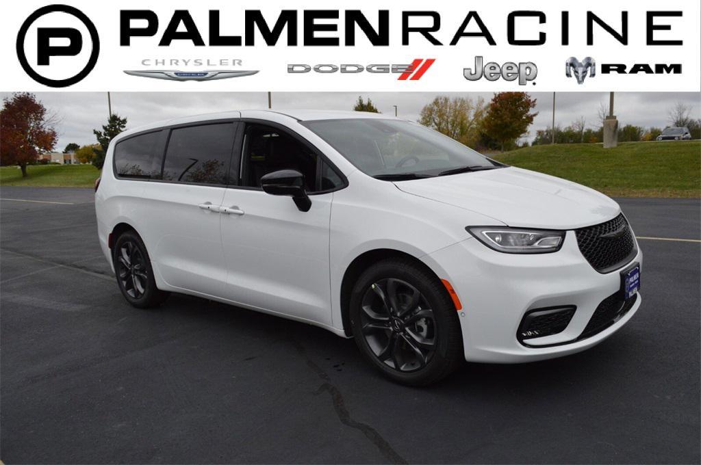 new 2026 Chrysler Pacifica car, priced at $41,999