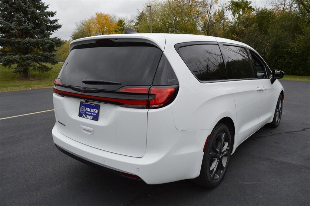 new 2026 Chrysler Pacifica car, priced at $41,999