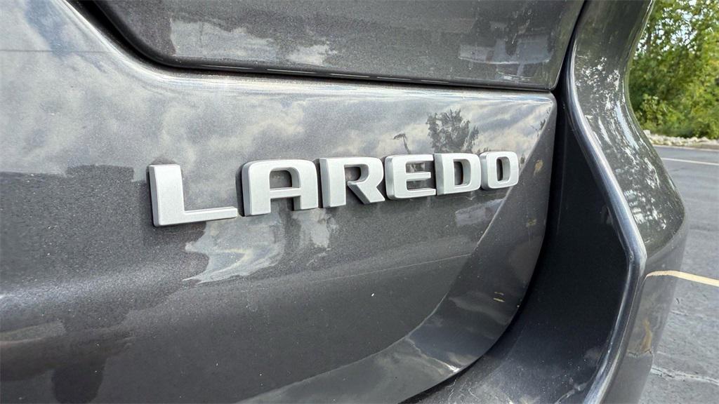 used 2024 Jeep Grand Cherokee car, priced at $32,981
