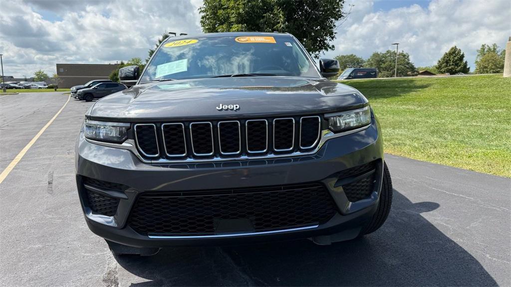 used 2024 Jeep Grand Cherokee car, priced at $32,981
