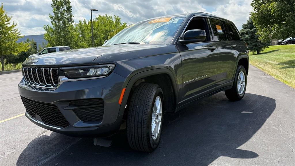 used 2024 Jeep Grand Cherokee car, priced at $32,981