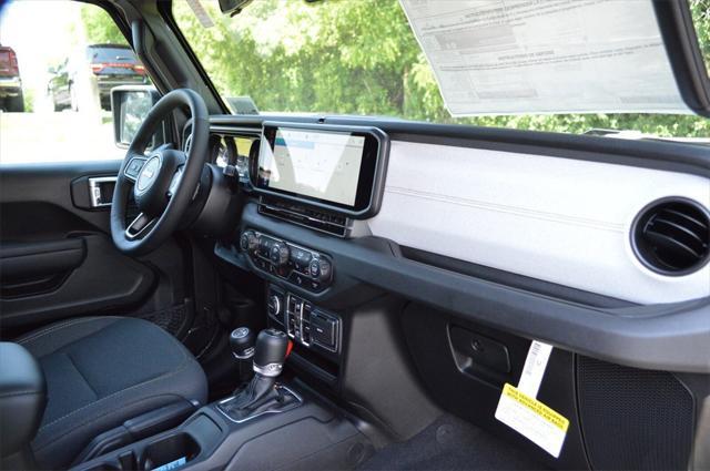 new 2025 Jeep Wrangler car, priced at $45,999
