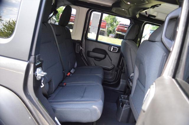 new 2025 Jeep Wrangler car, priced at $45,999