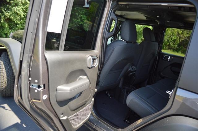 new 2025 Jeep Wrangler car, priced at $45,999