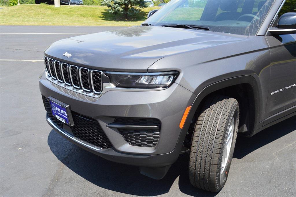 new 2025 Jeep Grand Cherokee car, priced at $38,599
