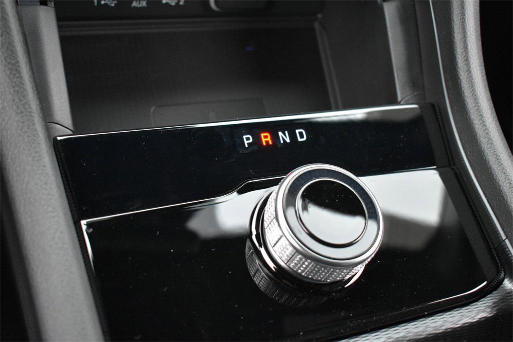 new 2025 Jeep Grand Cherokee car, priced at $42,999