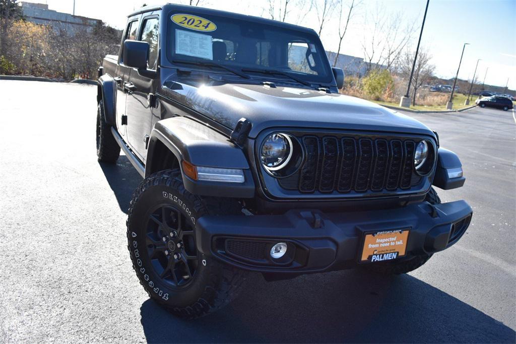 used 2024 Jeep Gladiator car, priced at $37,958