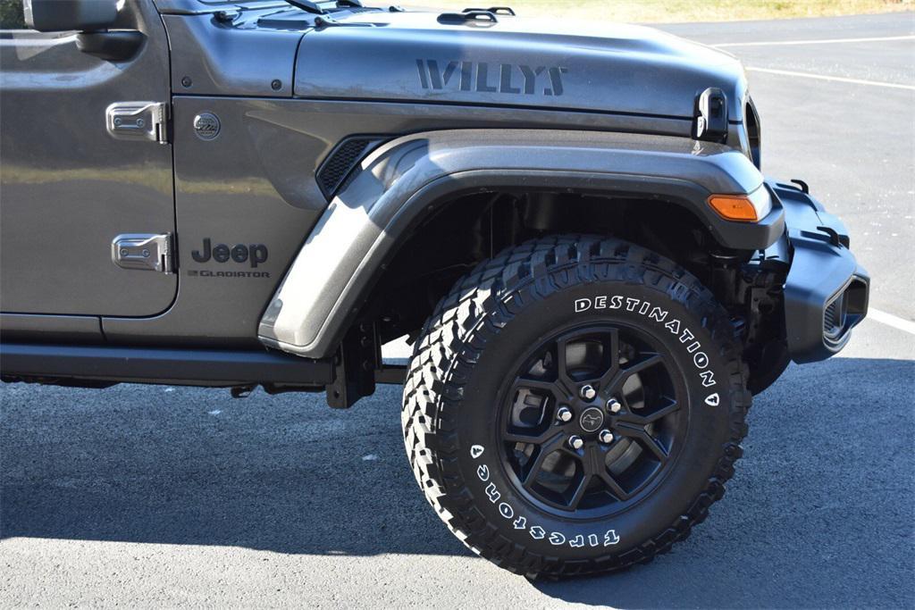 used 2024 Jeep Gladiator car, priced at $37,958