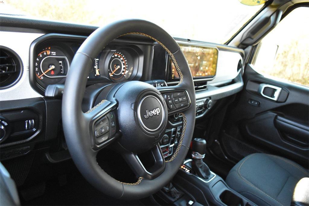 used 2024 Jeep Gladiator car, priced at $37,958